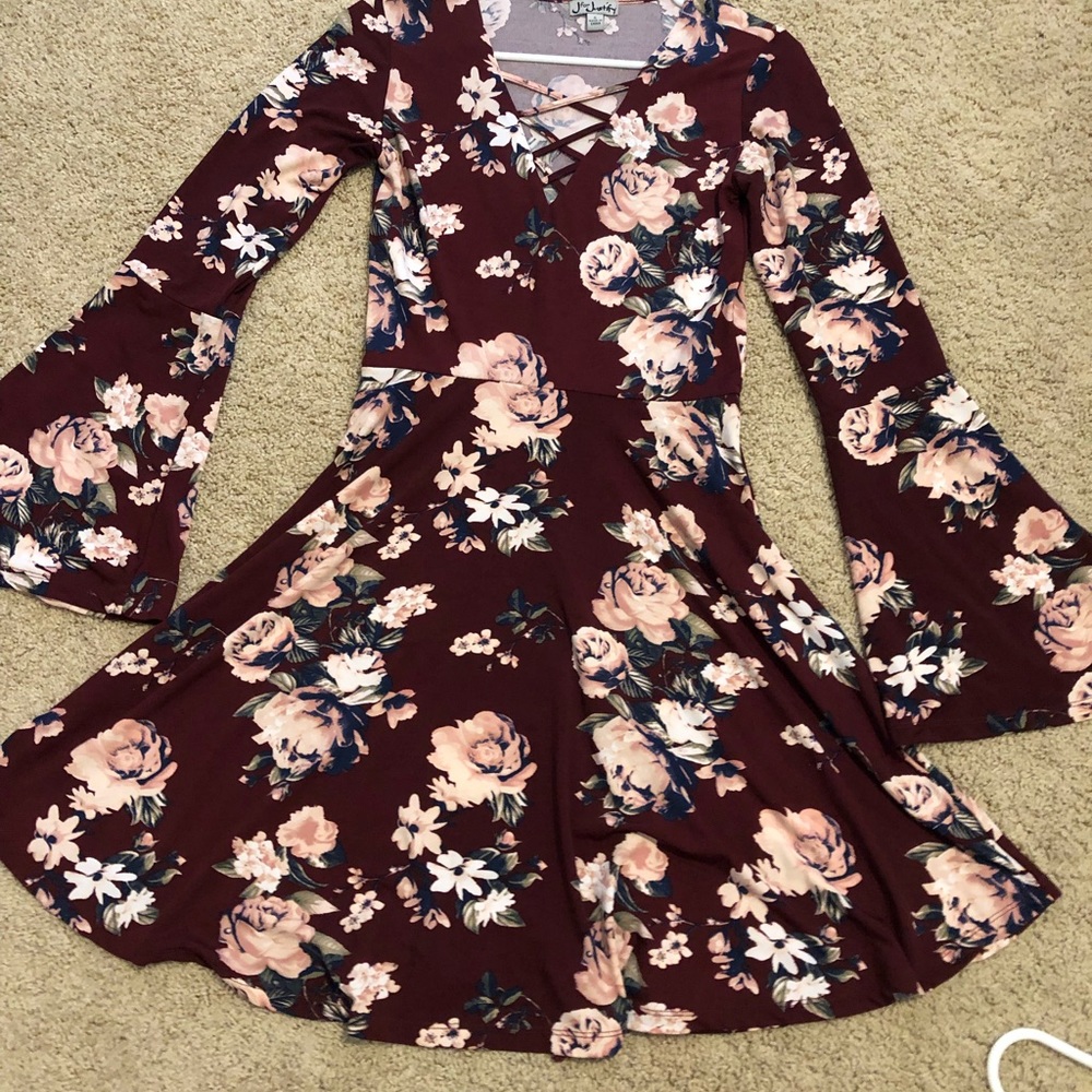 Strappy, wide arm, floral dress